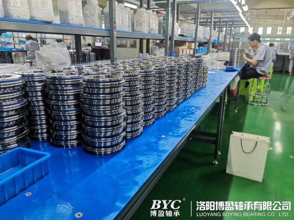 1628906034518248.jpg 薄壁交叉圓柱滾子軸承.jpg